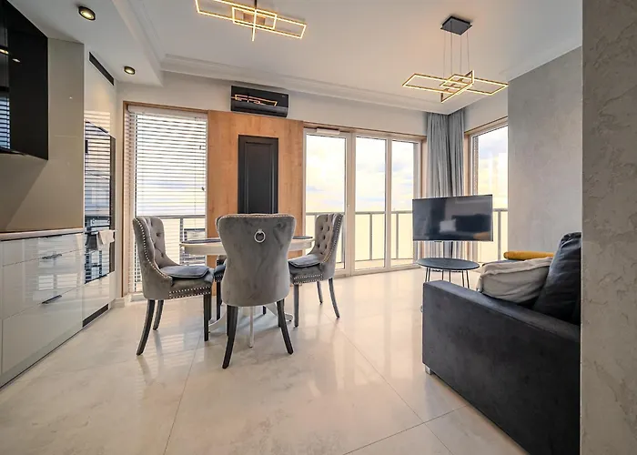 Urban Apartments Global Skyline, 15Th Floor No 23, Free Garage, Self Check-In