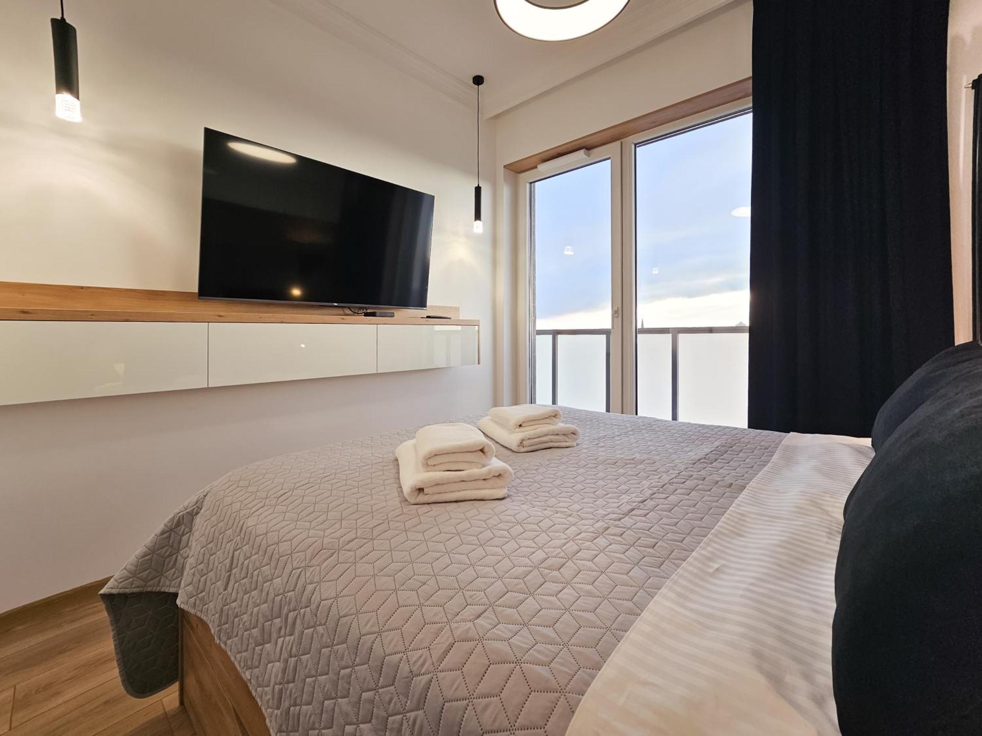 Apartmán Urban Global Skyline, 15th Floor No 23, Free Garage, Self Check-in *