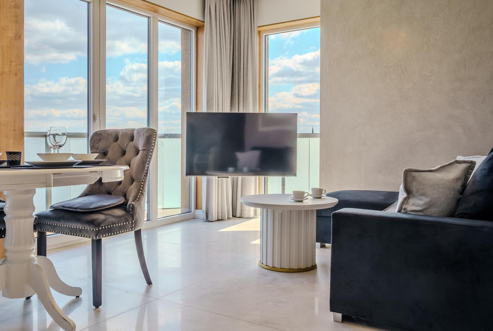 Apartament Urban Global Skyline, 15th Floor No 23, Free Garage, Self Check-in